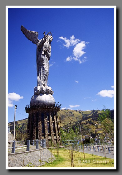 001_S_Jungfrau-v-Quito